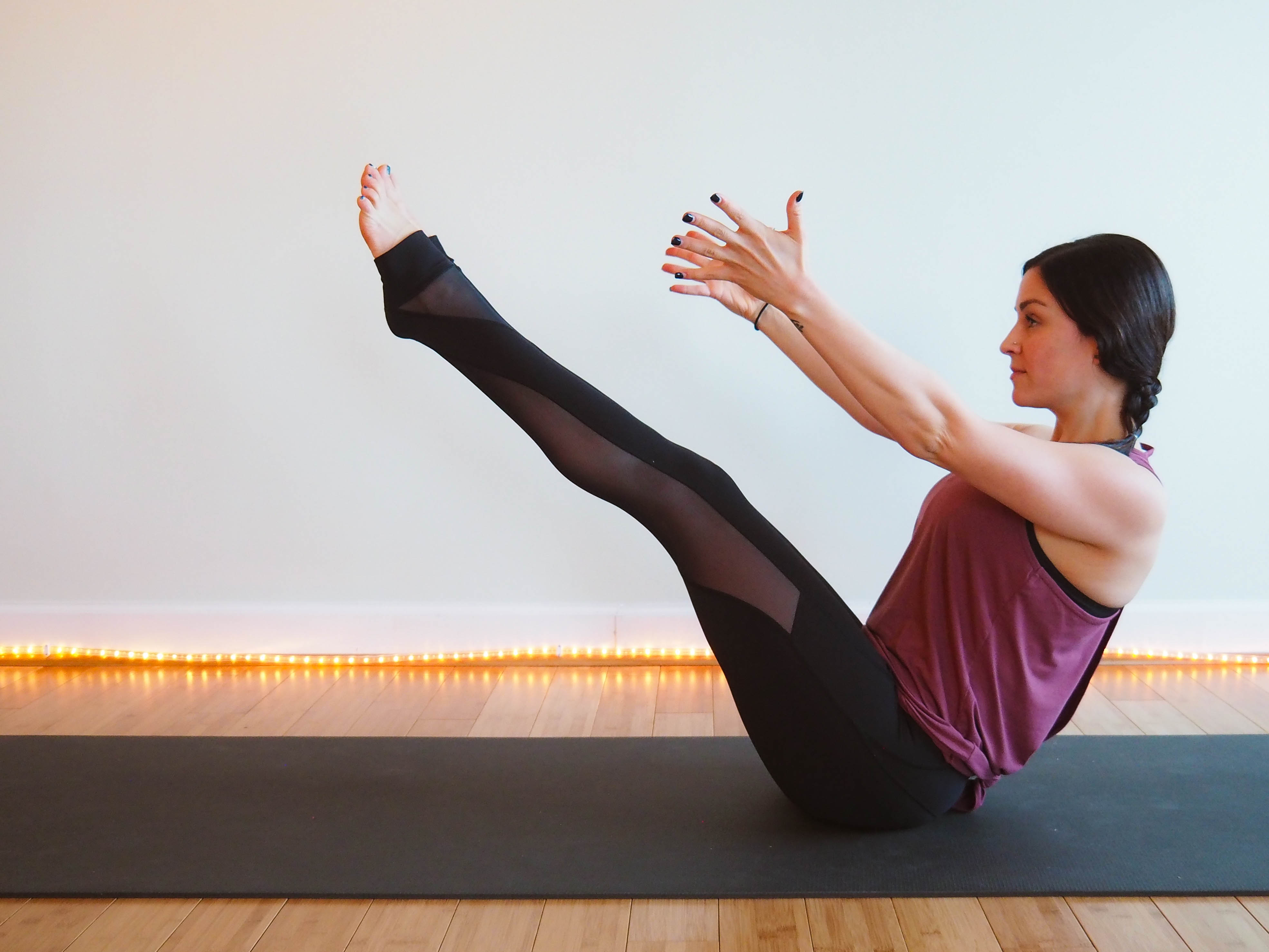Yoga Poses That Strengthen Your Abs and Core | POPSUGAR Fitness